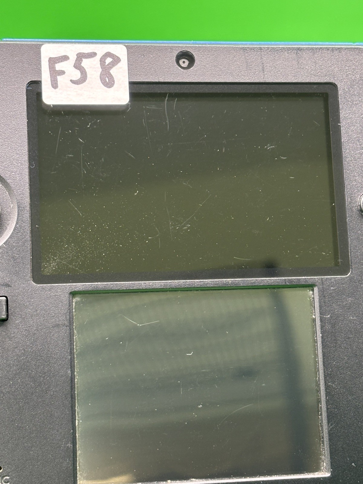 Nintendo 2DS – Black/Blue (F58) READ DESCRIPTION