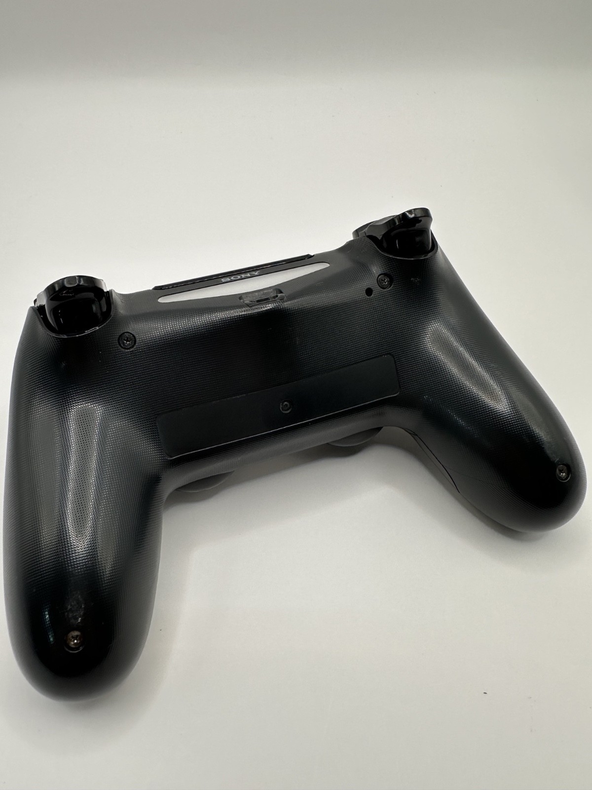 Sony PlayStation 4 Slim 500GB-CUH-2215B-Cleaned-Tested-2 Games-Controller