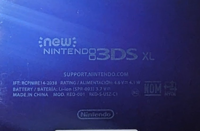 New Nintendo 3DS XL Galaxy Edition Handheld System – Purple with Case & Charger