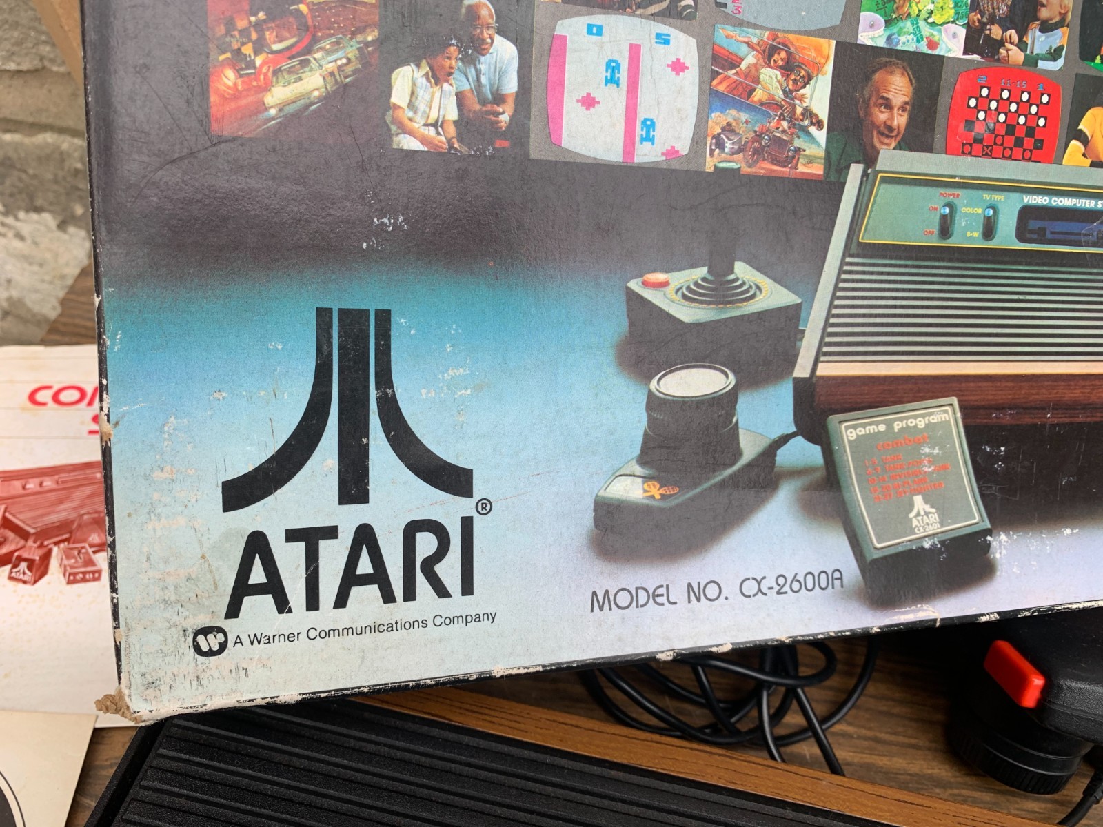 Atari CX-2600A Video Computer System Game Console W/ 2 Controllers Paddles & Box