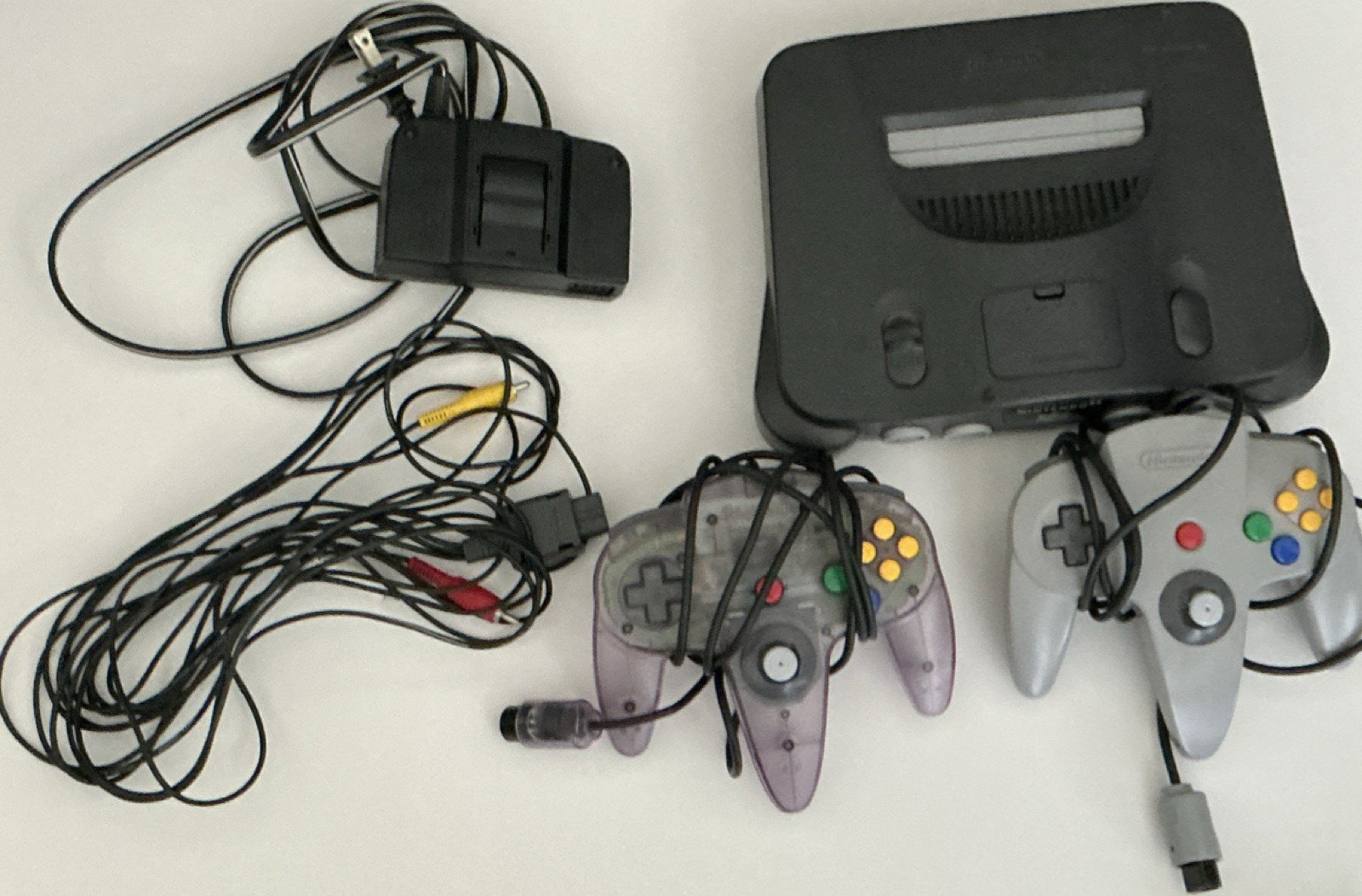 Nintendo 64 Black Console 2 Controllers Composite RCA 4 Controller Ports