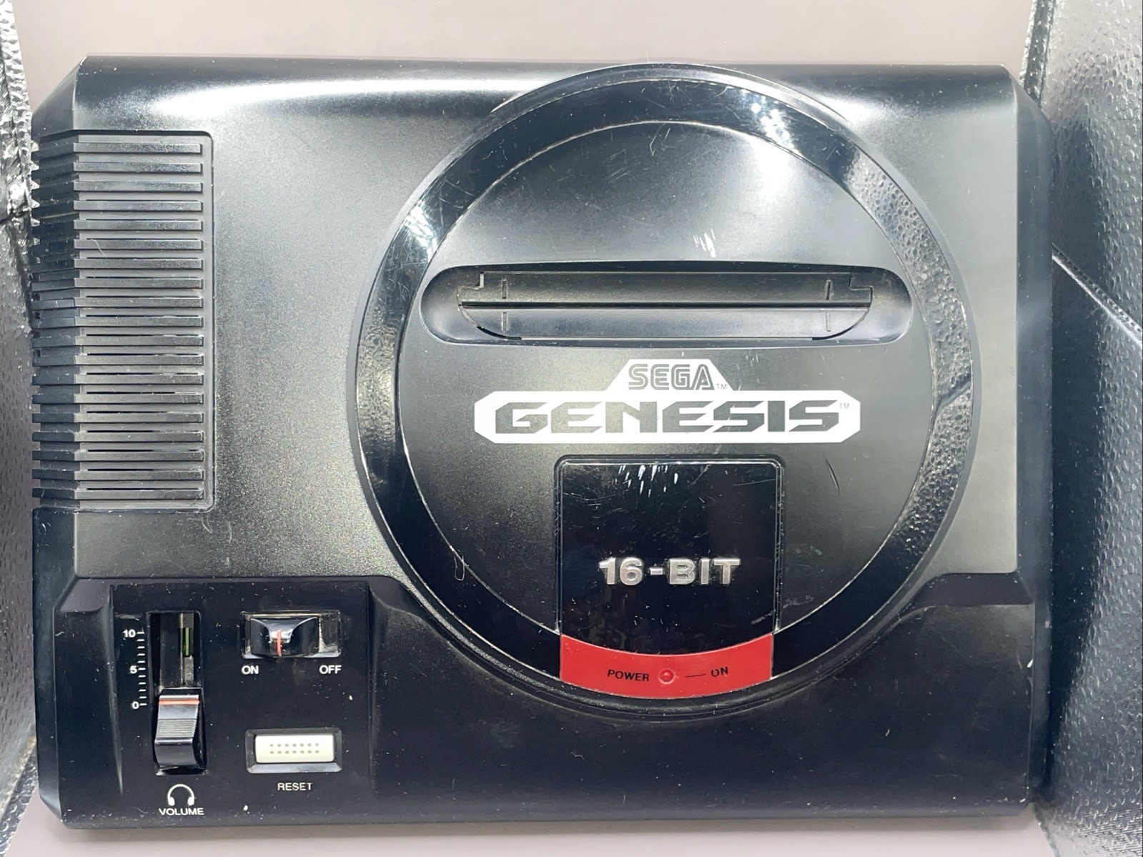 Sega Genesis Model 1 1601 Console Only Tested Headphones Jack 16 Bit