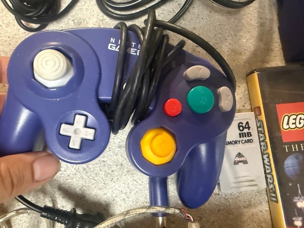 Indigo DOL-001 Gamecube W/ Region Switch? w/ 4 Games