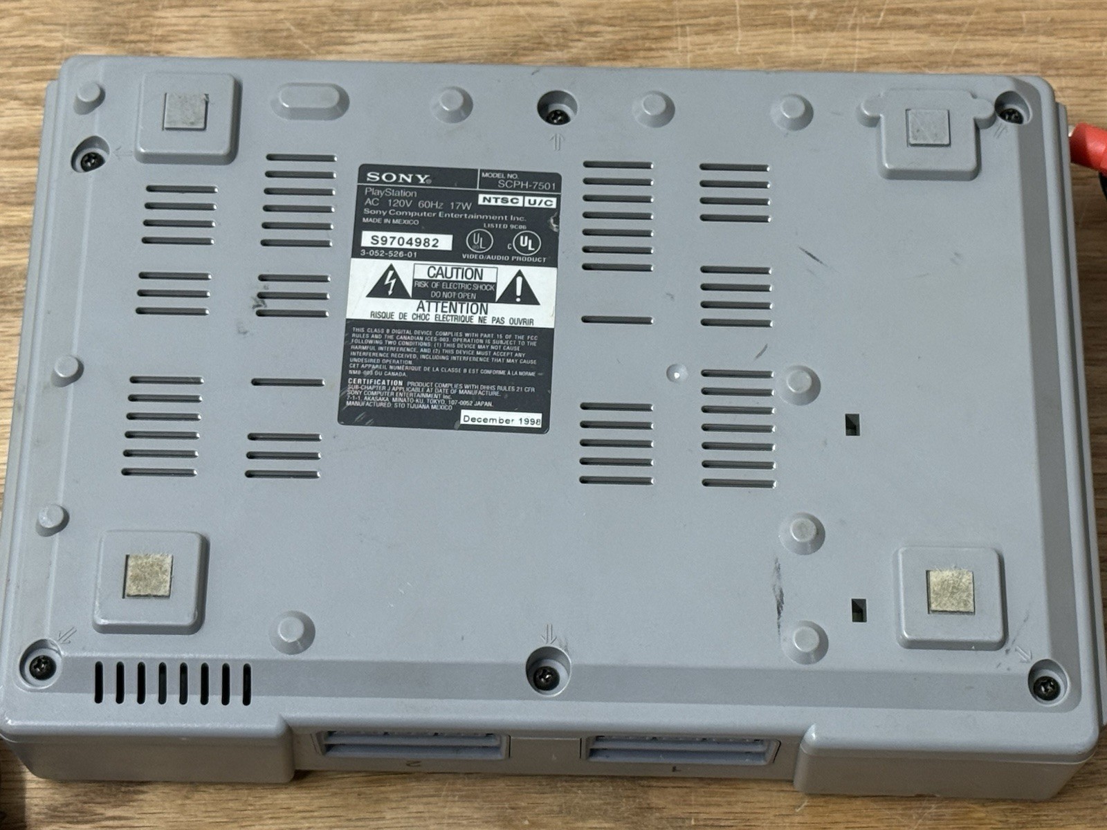 Sony PlayStation 1 (PS1) Gray Console Gaming System SCPH-7501 Tested