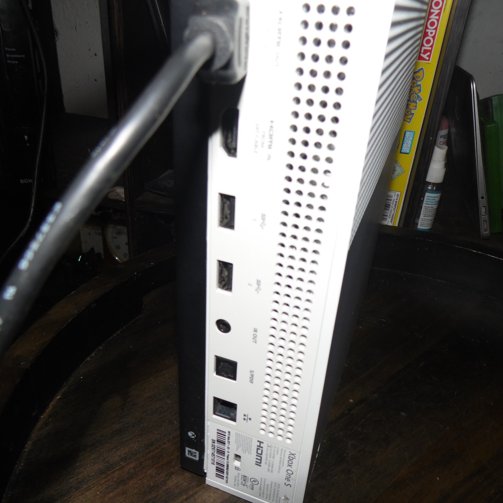Microsoft Xbox One S 1TB Console – White tested and up dayted ‘ works good!