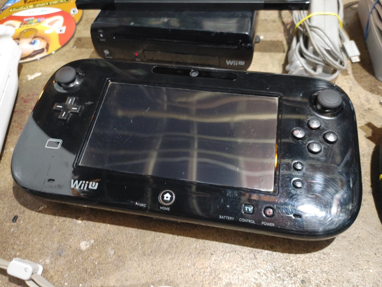 Nintendo Wii U Black Console Bundle – Tested & Working – Includes 4 Games