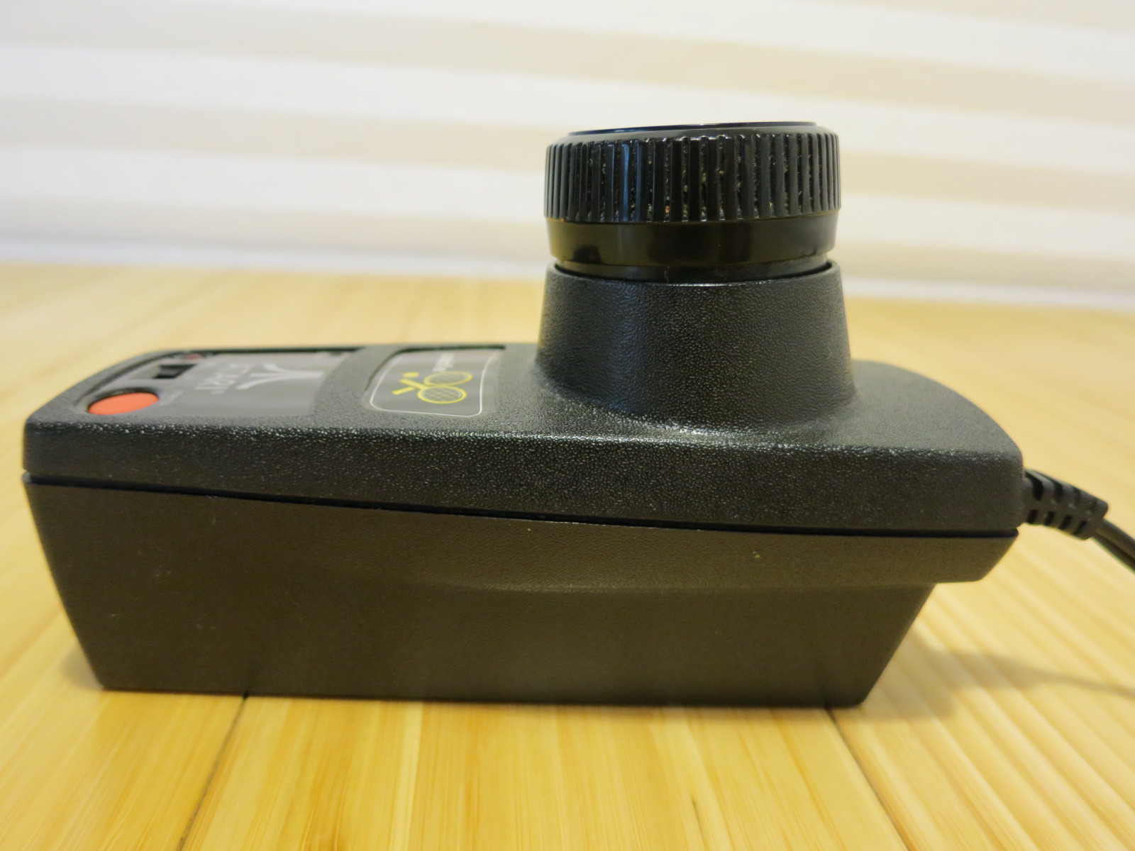 Atari Paddle Plug N Play 13 TV Games 2004 Jakks Pacific