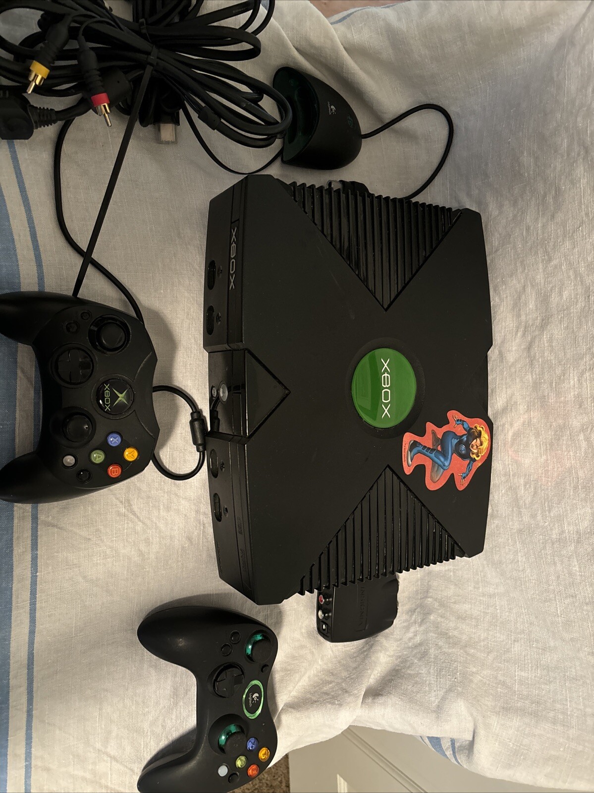 Microsoft Xbox Launch Edition 8GB Home Console – Black-2 Controllers And Cords