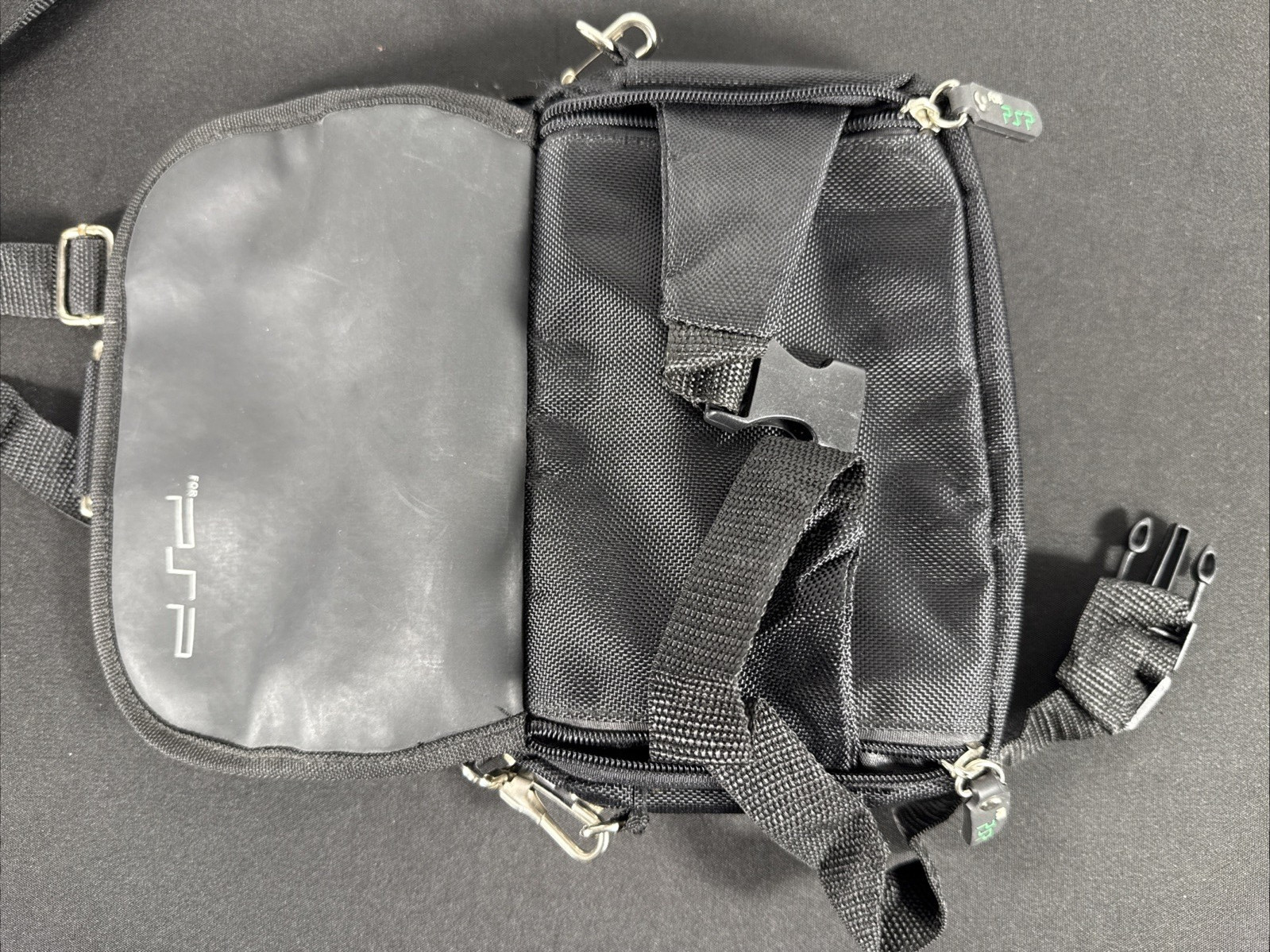 Sony PSP 2001 Silver Playstation Portable Console Crossbody Fanny Bag Needs Batt