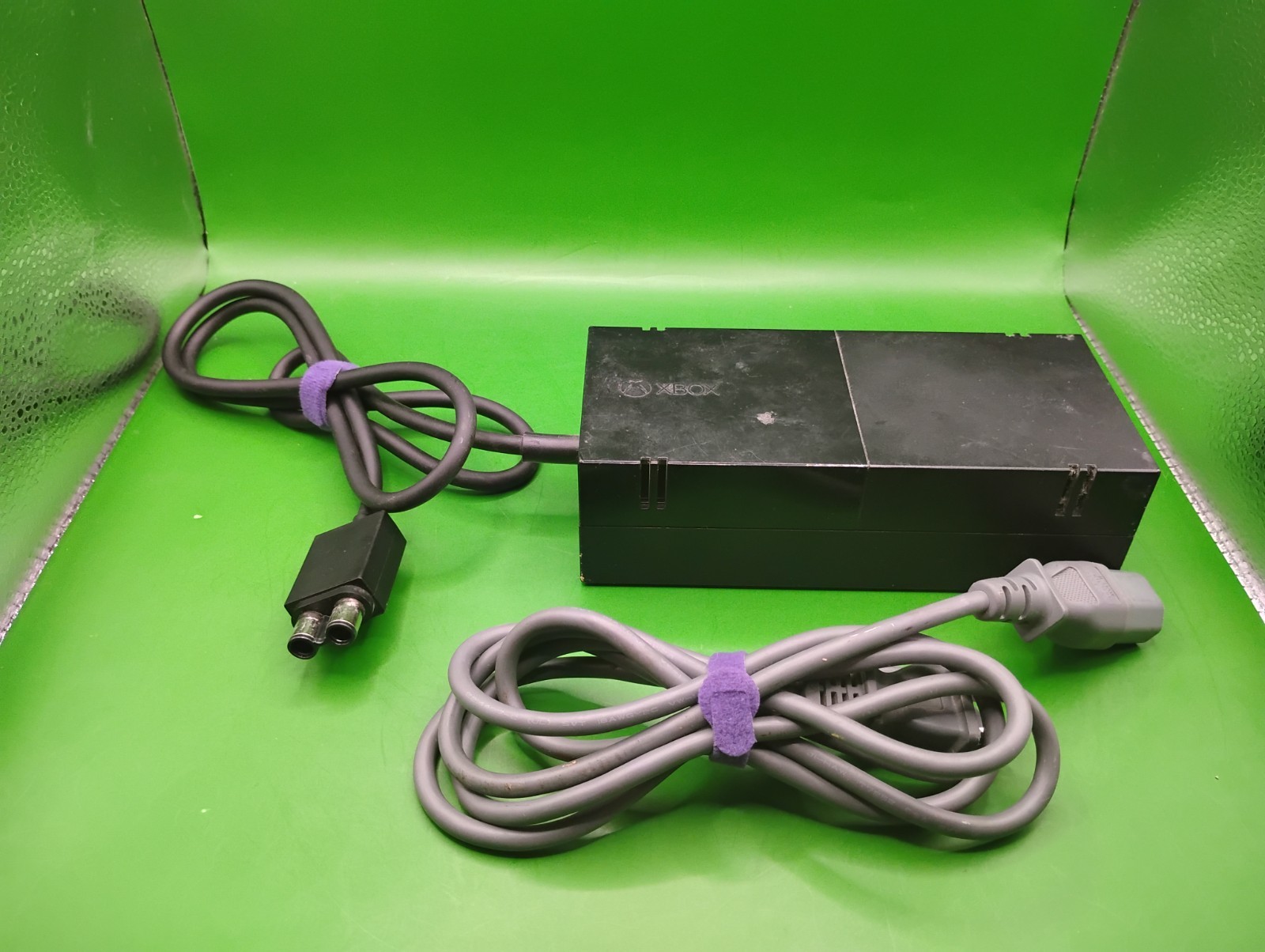 Microsoft Xbox One Original Console 500GB Model 1540 Tested -power supply + game