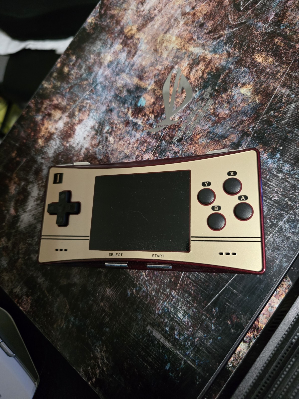 Game Boy Micro FamicomHappy Mario 20th (RARE Unmarked Version) + Anbernic RG300X