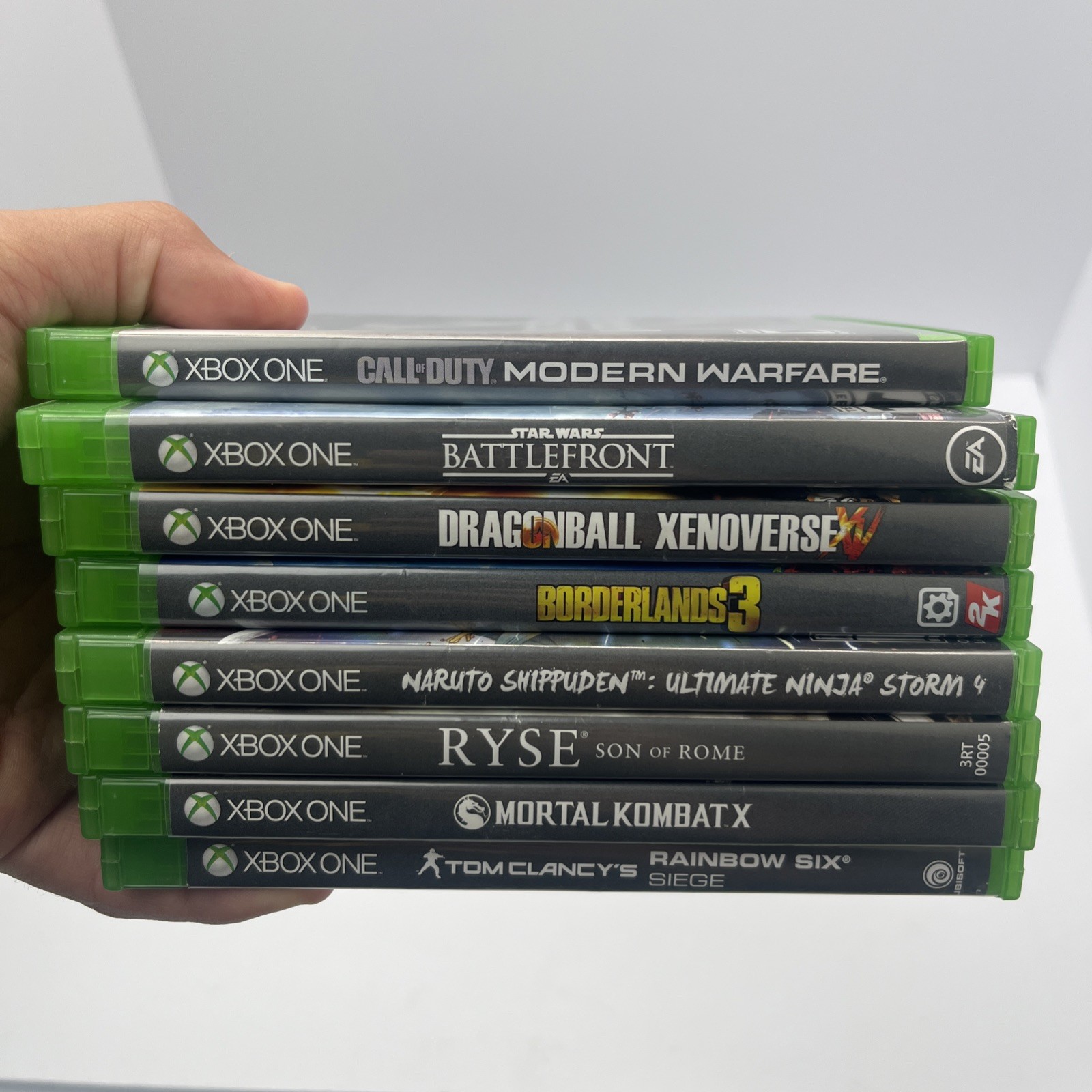 ​Xbox One S White Console Bundle | Series Controller, 2 Games (Titanfall 2) TEST