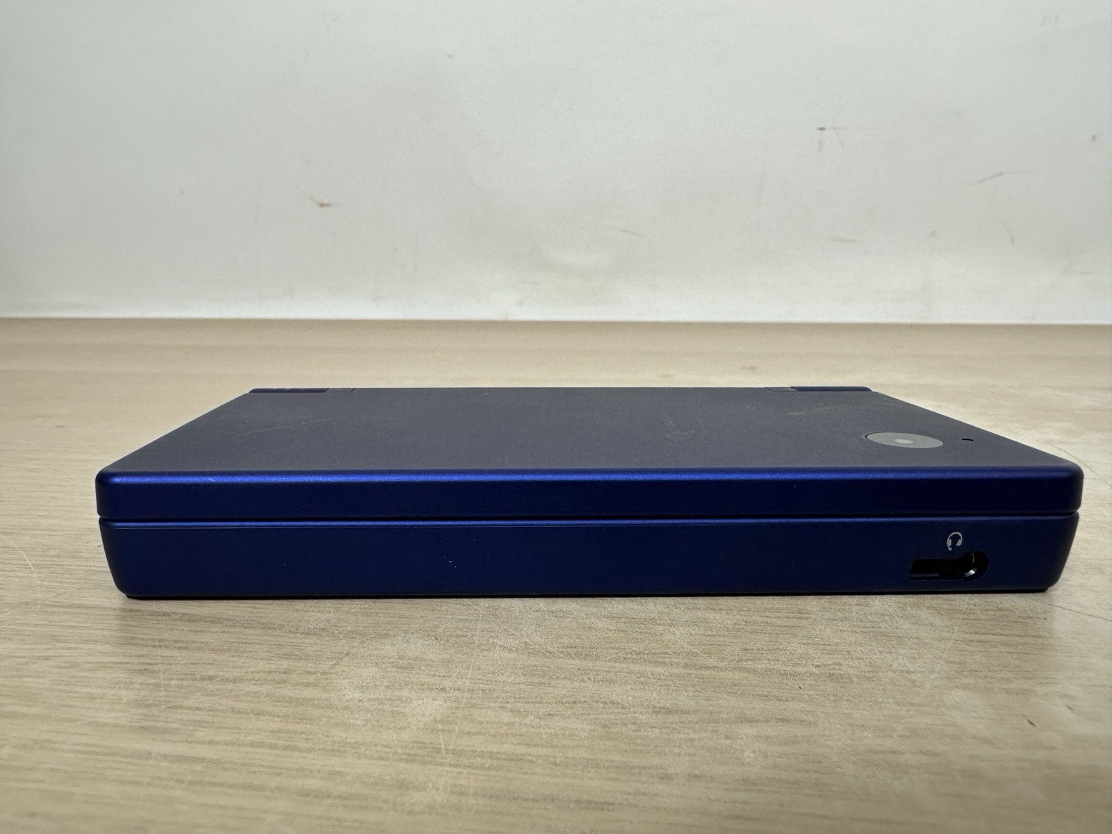 Nintendo DSi Metallic Dark Blue Console TWL-001 USA Tested w/ Charger & Stylus