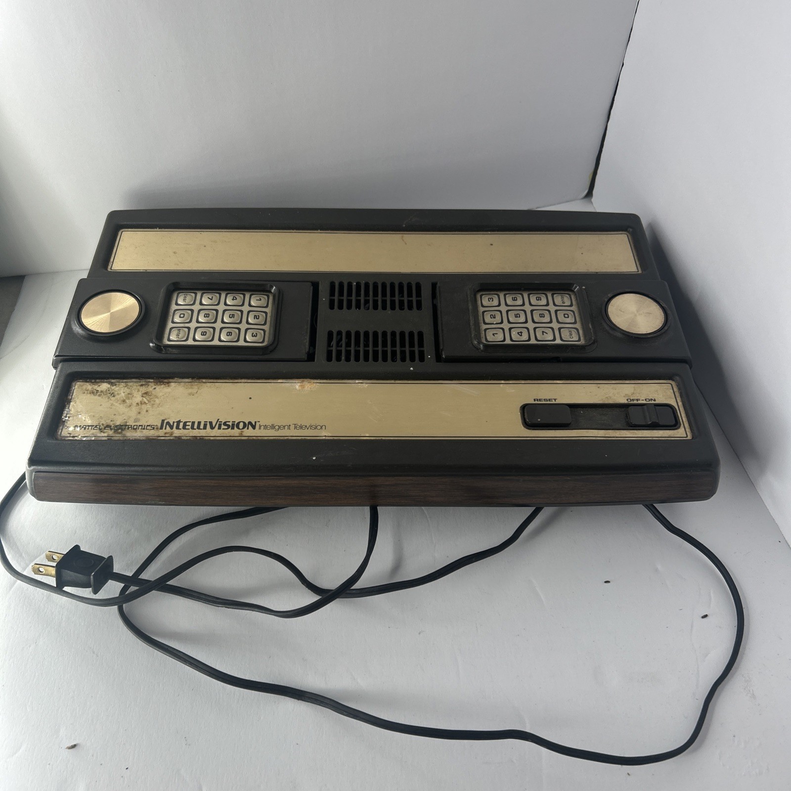 Intellivision Game Console 2609A For Parts Or Repair Only