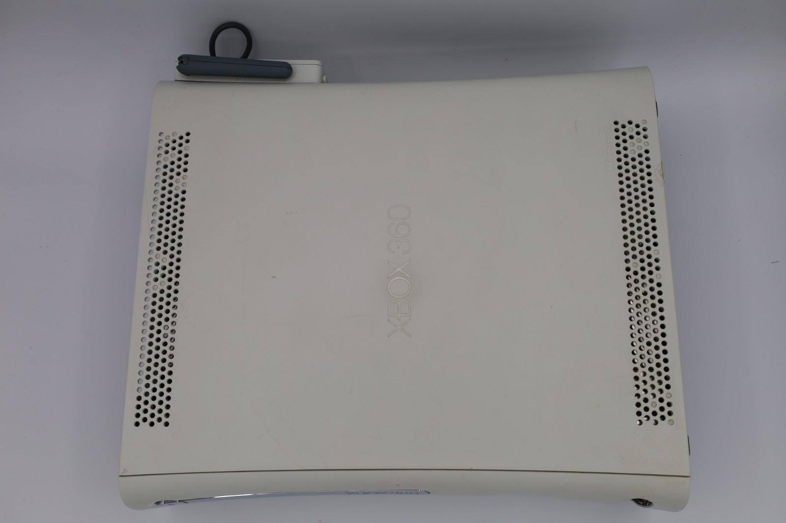 Microsoft Xbox 360 Pro 20GB Console – Matte White