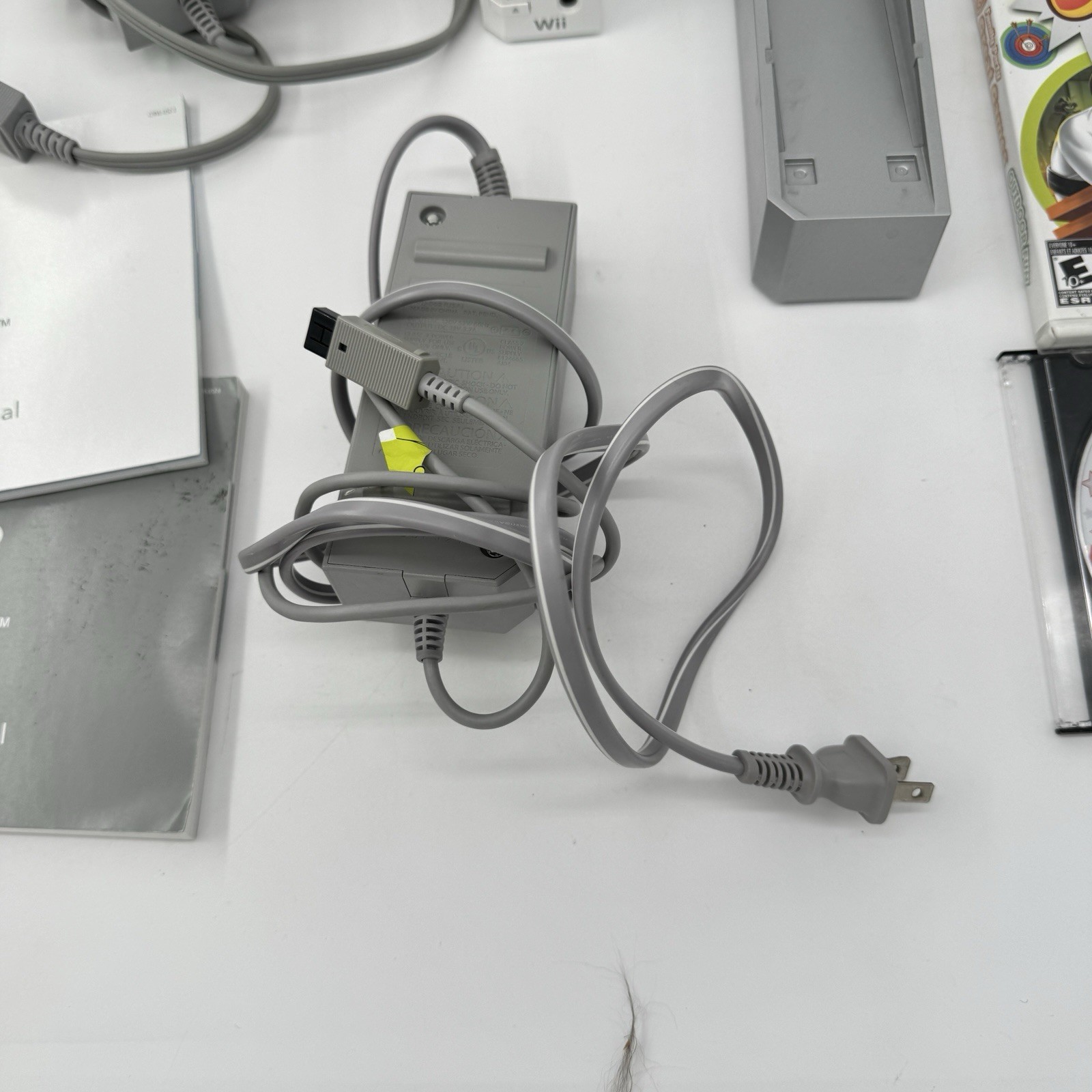 Nintendo Wii RVL-001 Console Bundle Tested Manual White GameCube + Mario Party 8