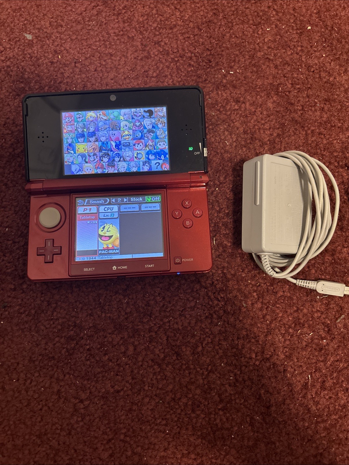 Nintendo 3DS Flame Red Bundle Complete with SD Card, Stylus, Charger And Smash 4