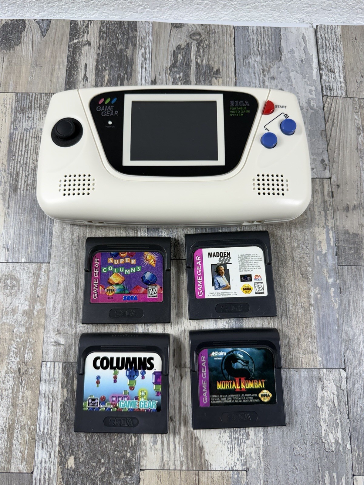 SEGA Game Gear White Recapped With LCD Screen Upgrade Bundle With Games Tested