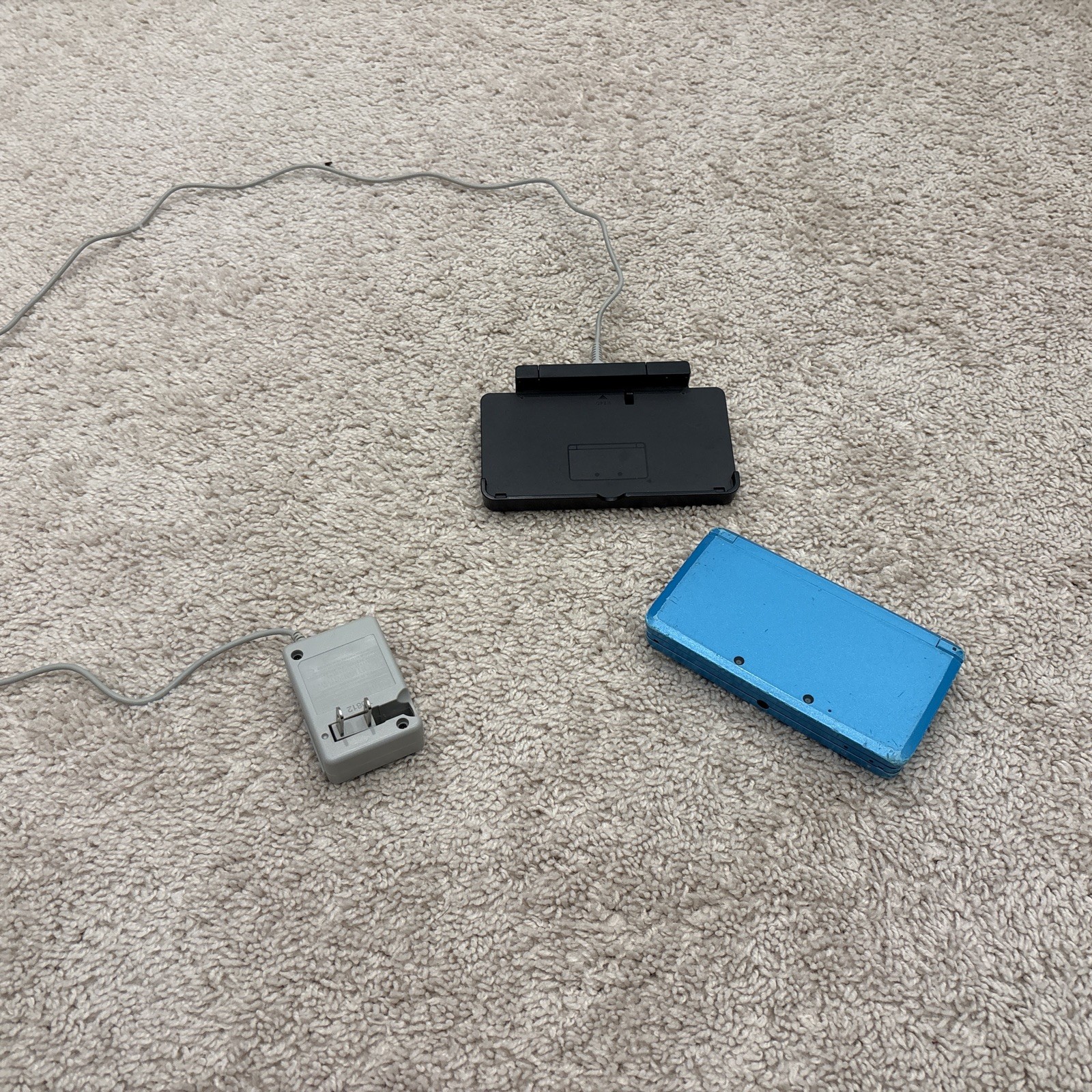 Nintendo 3DS Light Blue Console *JAPANESE* *READ DESCRIPTION*