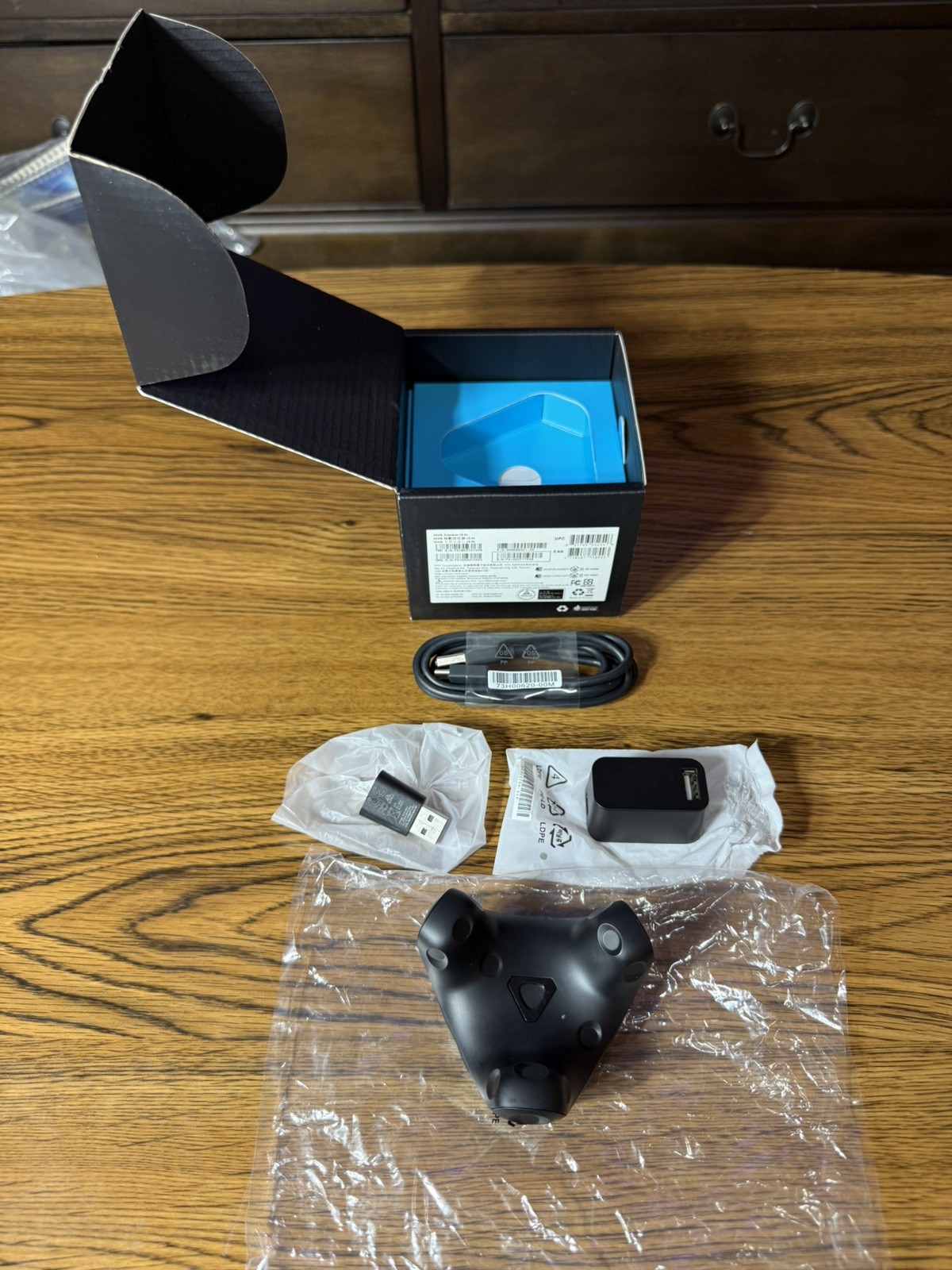 HTC SINGLE VIVE Tracker (3.0) –Open Box Plus New body gear