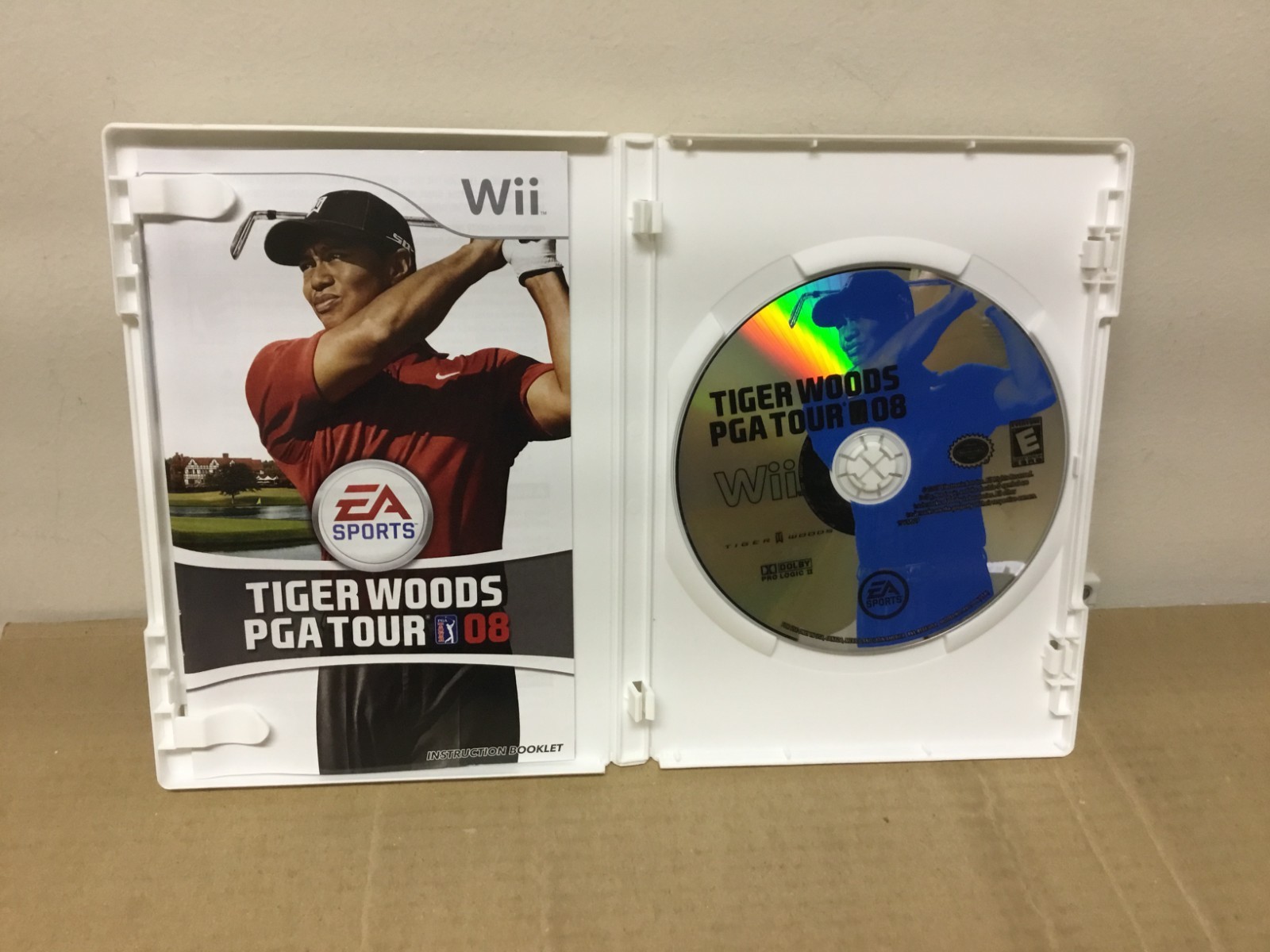 Used Nintendo Wii Disc – Tiger Woods PGA Tour 2008 w/ Case and Booklet – CIB