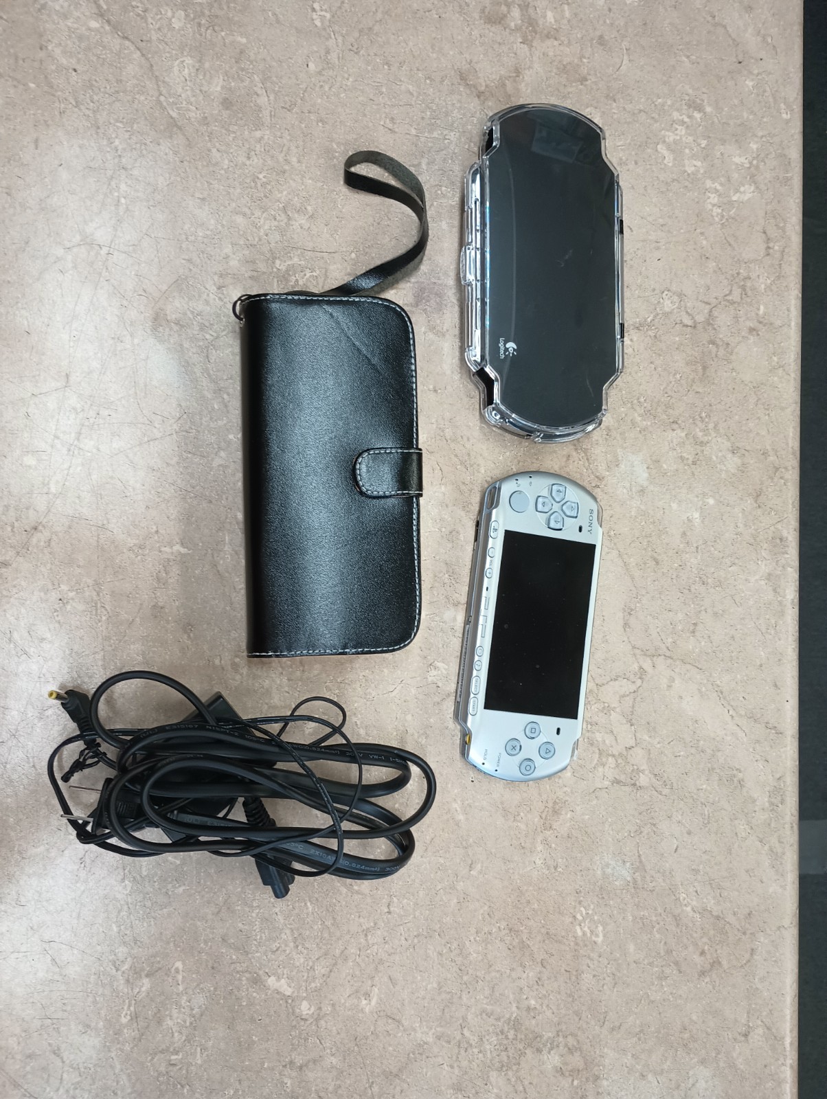SONY PSP Silver 3001 With 1GB Memory Card