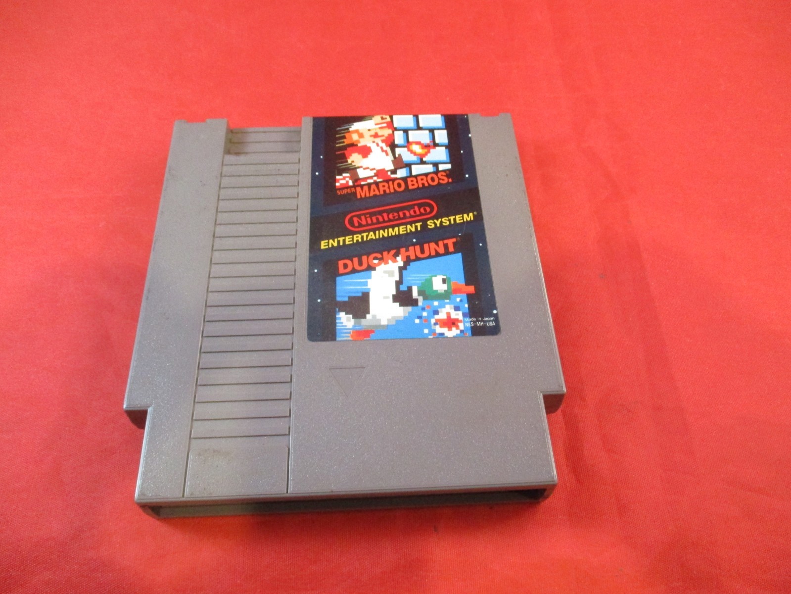 Nintendo NES Console System Action Set Box Mario/Duck Hunt Zapper Controllers
