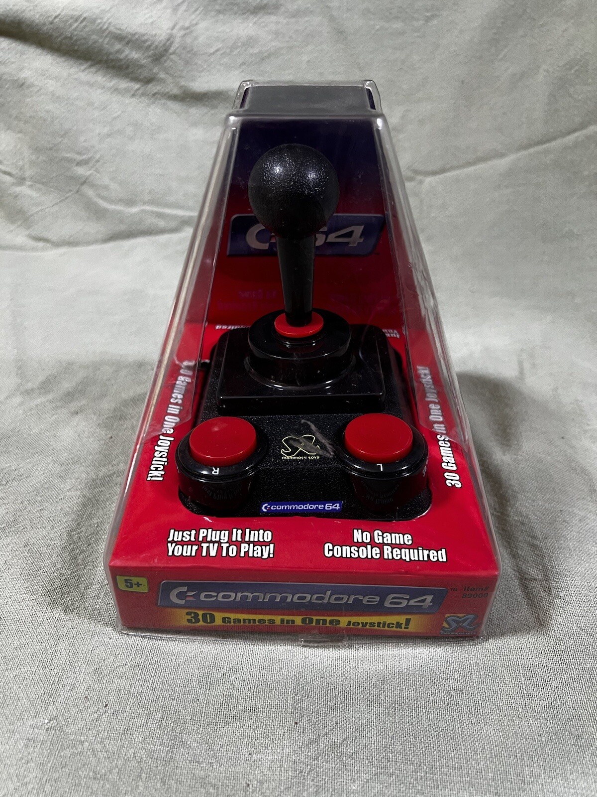 Commodore 64 C64 – 30 Games In One – Plug N Play Joystick
