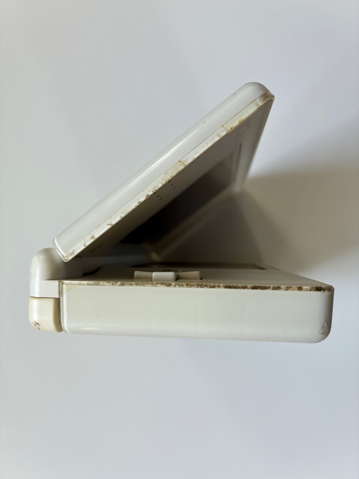 Nintendo DS Lite Handheld Console – White – Tested, Works – Cracks/Discoloration