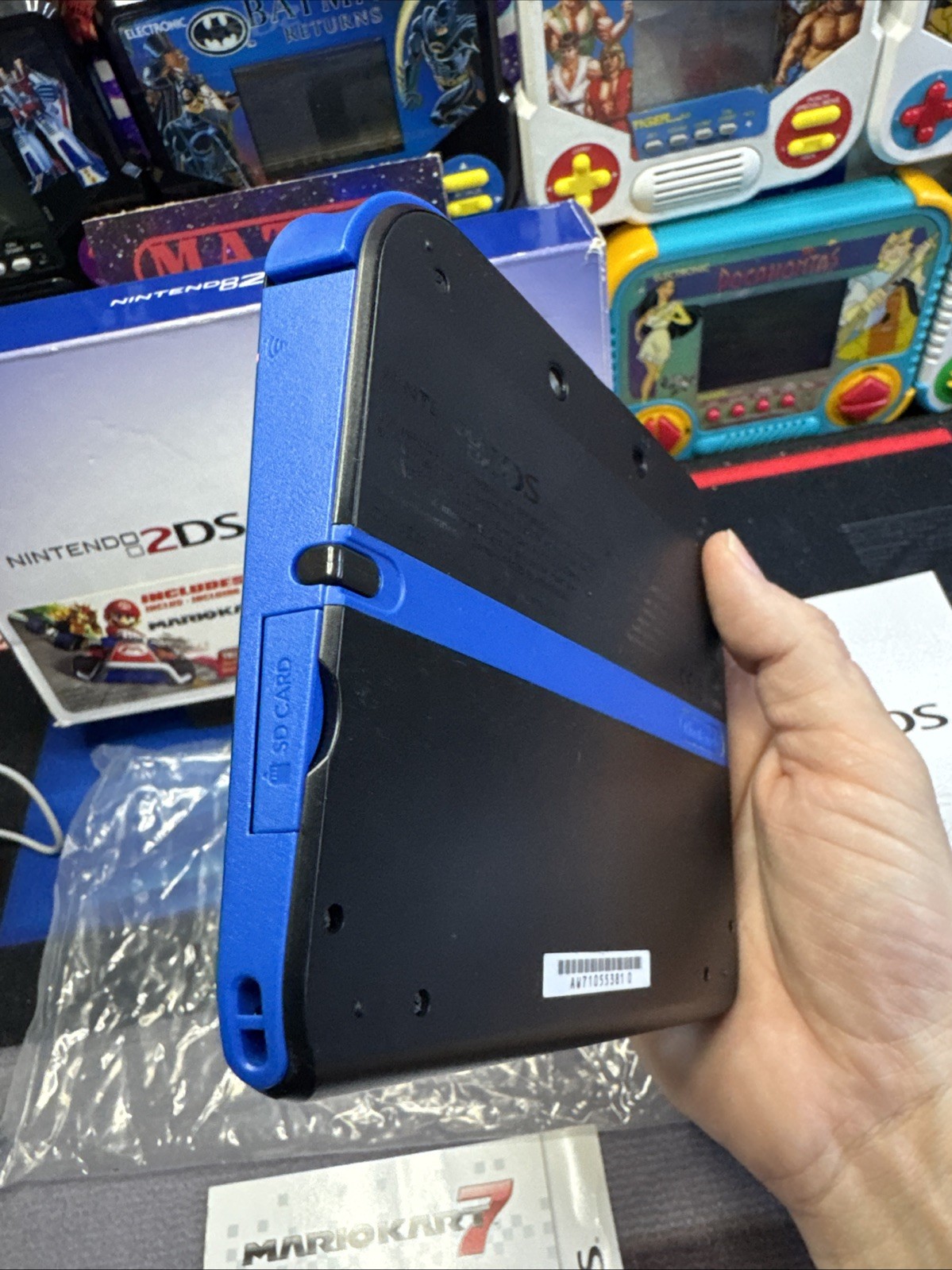 Electric Blue 2DS: Complete With Mario Kart Code Not Used, Matching Serials