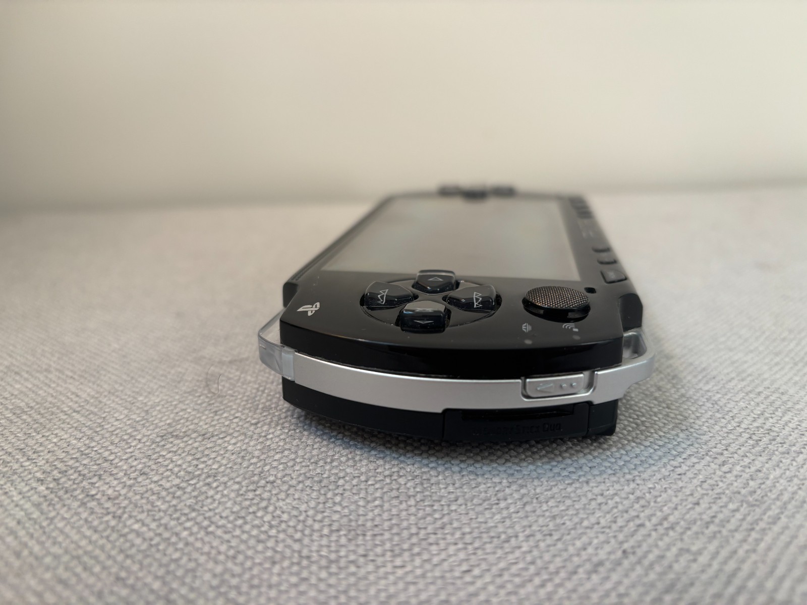 PSP 1000 *Great condition w/ ARK firmware and extras*