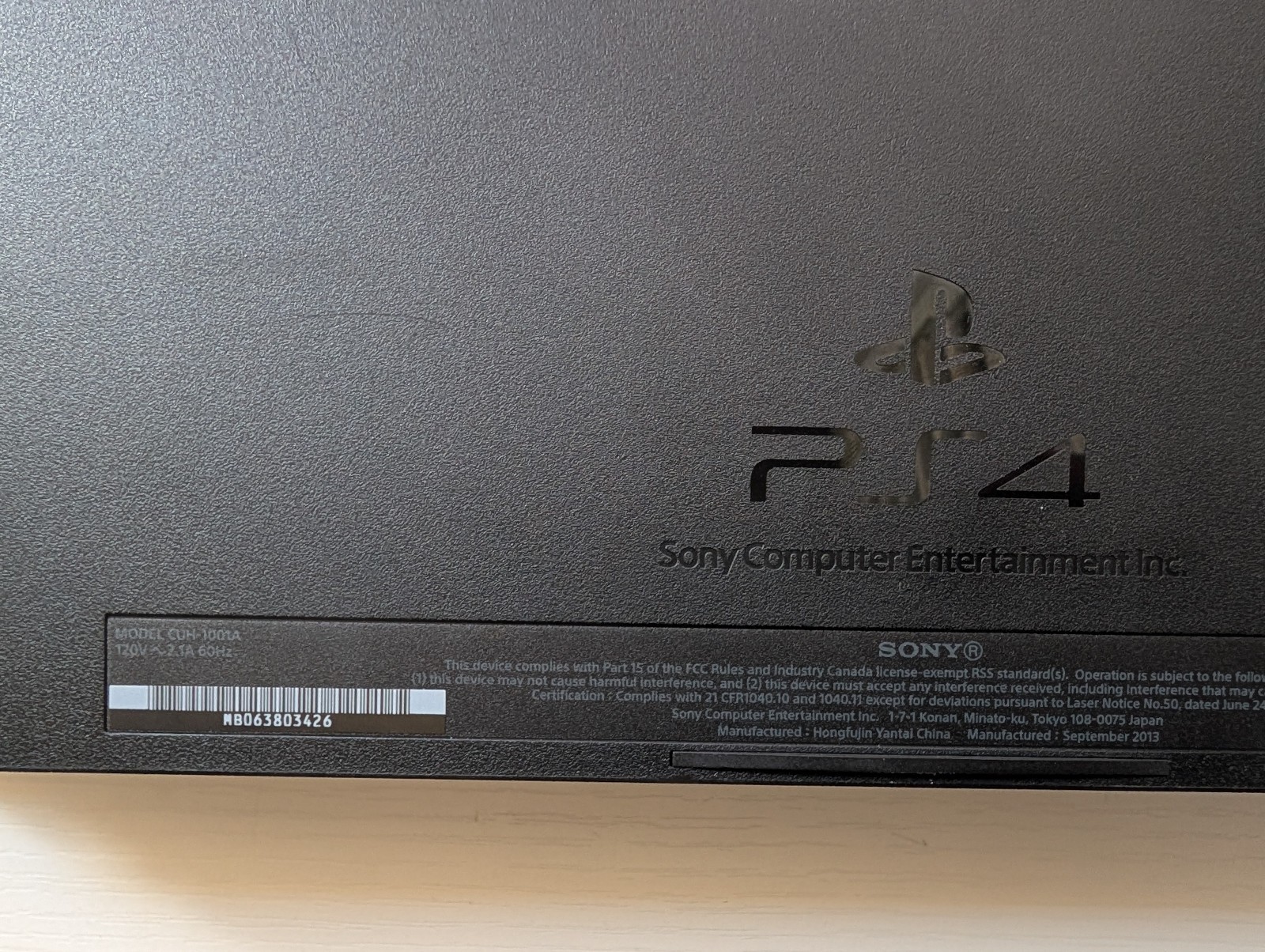 Sony PlayStation 4 PS4 Console Black CUH-1001A 500GB Bundle FW 9.03