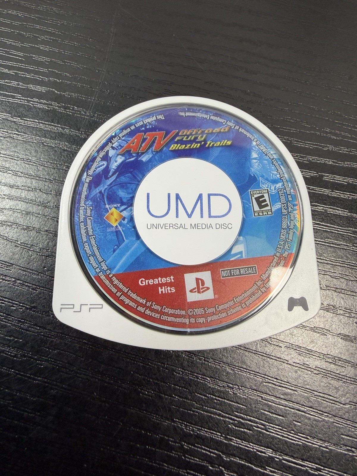Sony Silver Playstation Portable PSP-2001 New Battery USB Cable 2 Games & Case