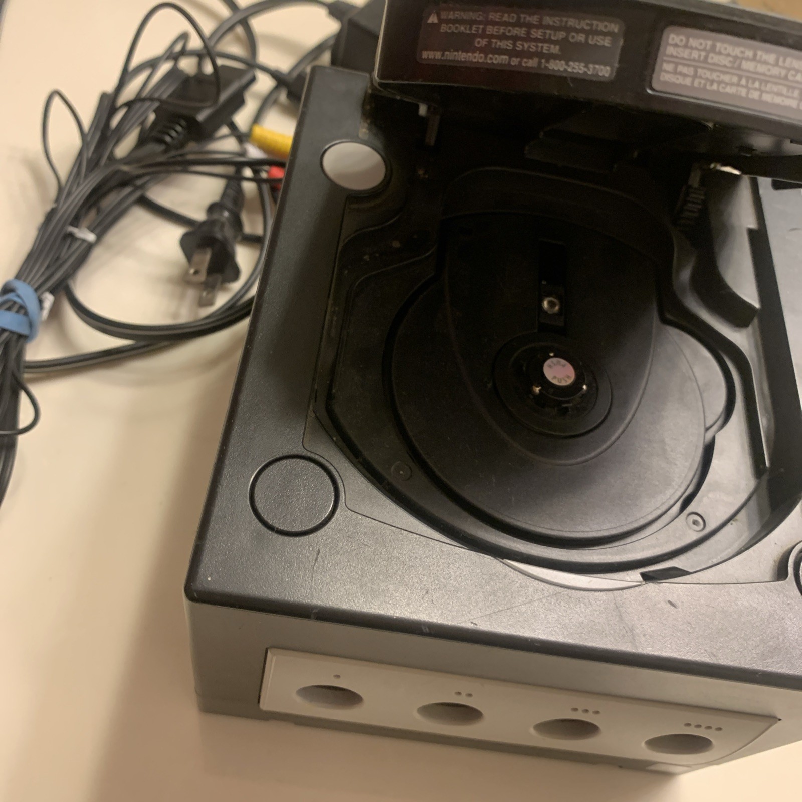 Nintendo GameCube Jet Black Console w/ Power Cable and TV Cable (Works!)