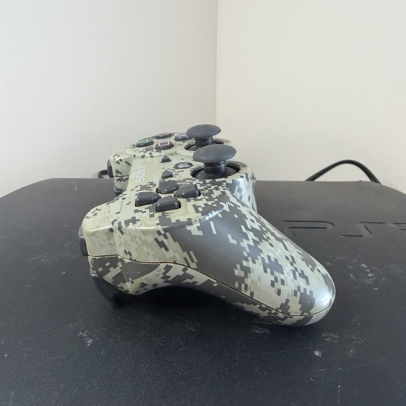 PlayStation 3 & Two Wireless Controllers CECH-3001A Slim Console for Parts Only