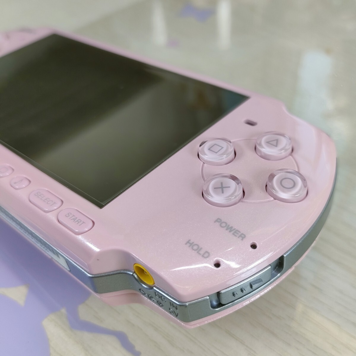 Near Mint Sony PSP-3000 PlayStation Portable Blossom pink memory card
