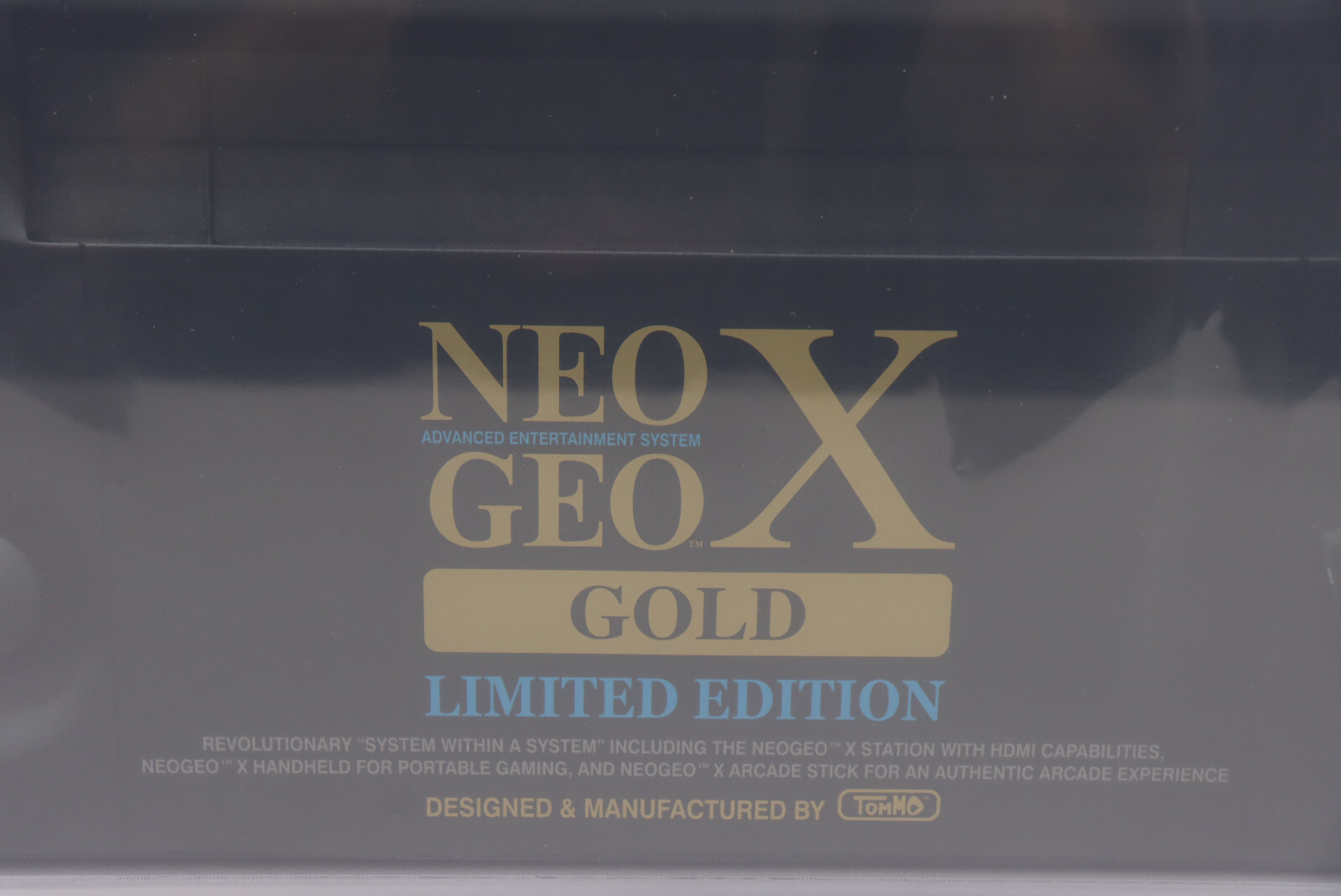 2012 SNK Playmore Neo Geo X Gold Limited Edition Console VGA Gold Level 85+ NM+