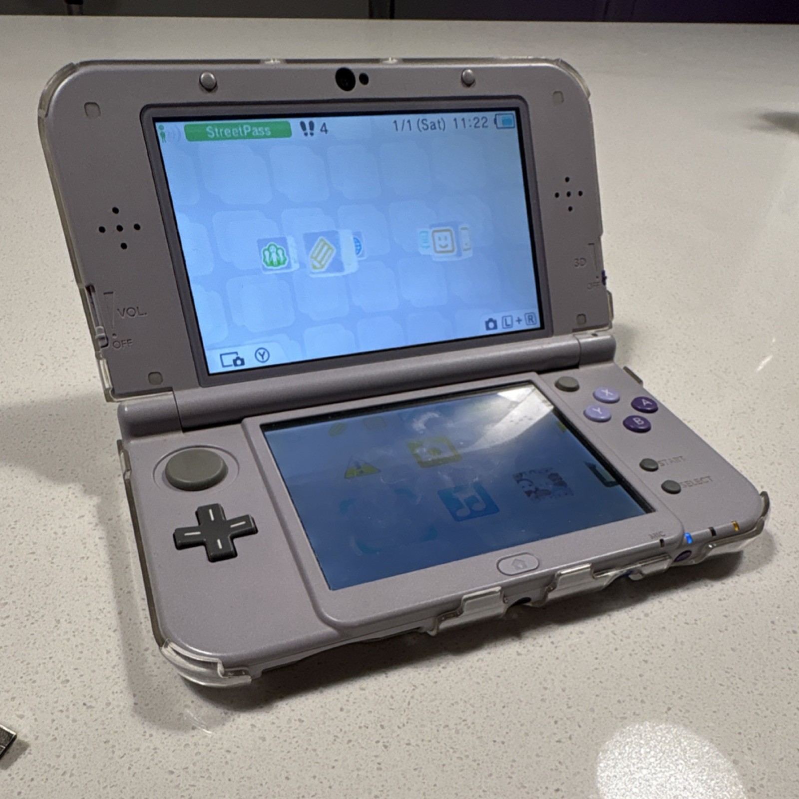 Nintendo New 3DS XL SNES Edition Gray Purple Handheld Console w/ Charger
