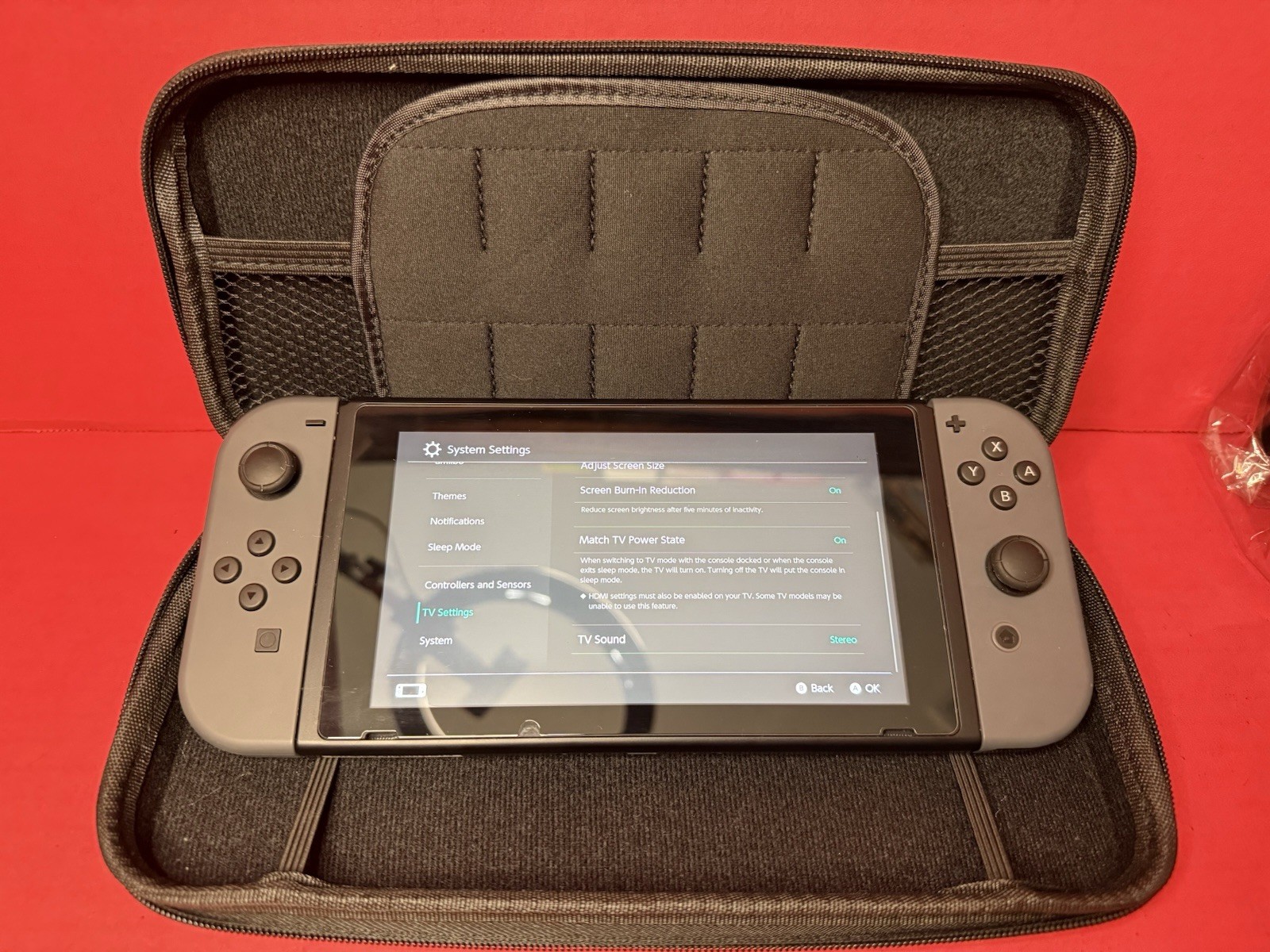 Nintendo Switch HAC-001(-01) 32GB Console with Gray Joy‑Con With New Accessories