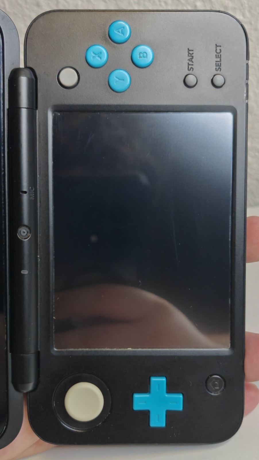 New Nintendo 2DS XL Turquoise/Black W/ Charger & Stylus; Loaded With Games