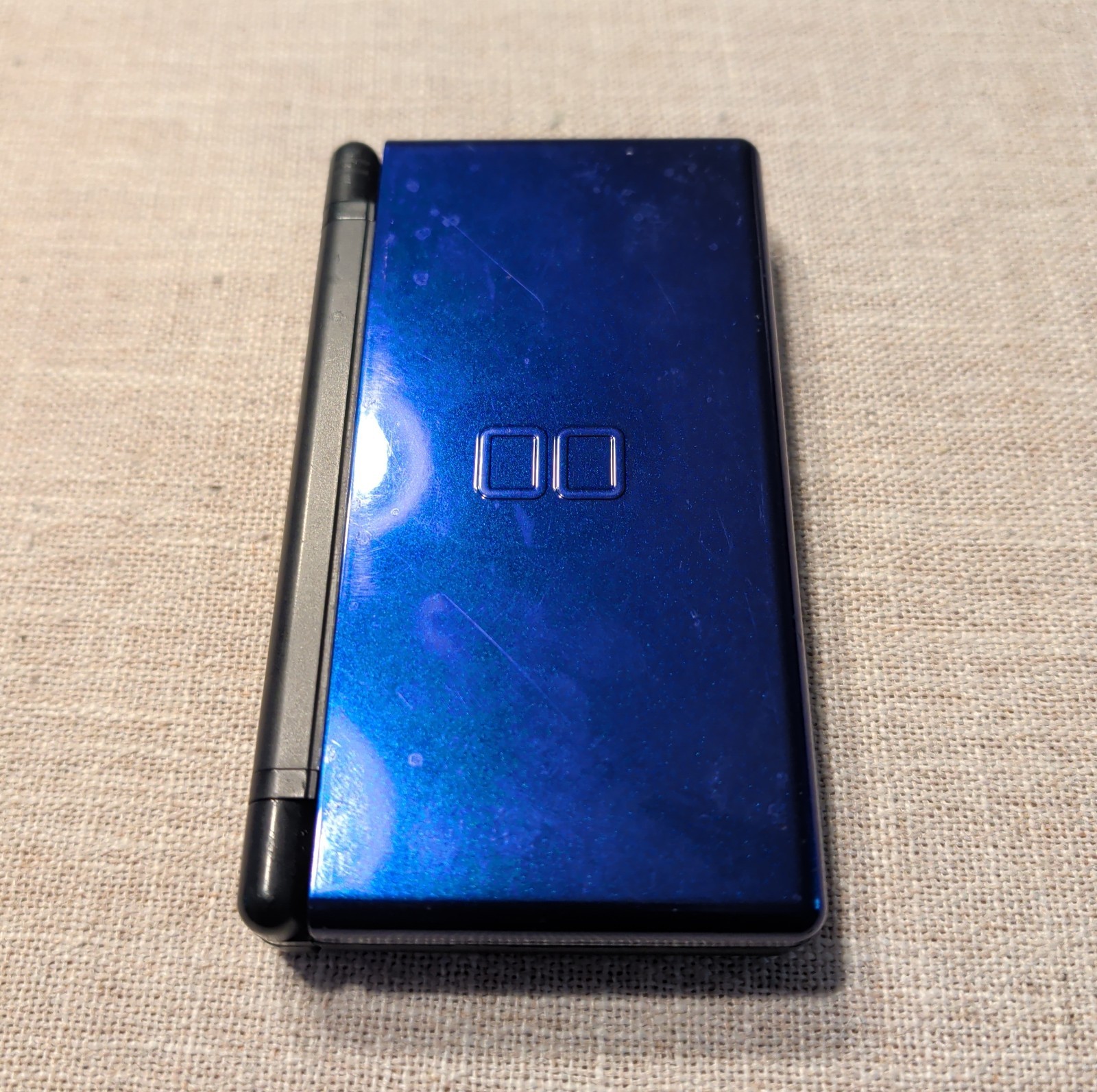Nintendo DS Lite Cobalt Blue/Black Handheld Console W Charger. Tested
