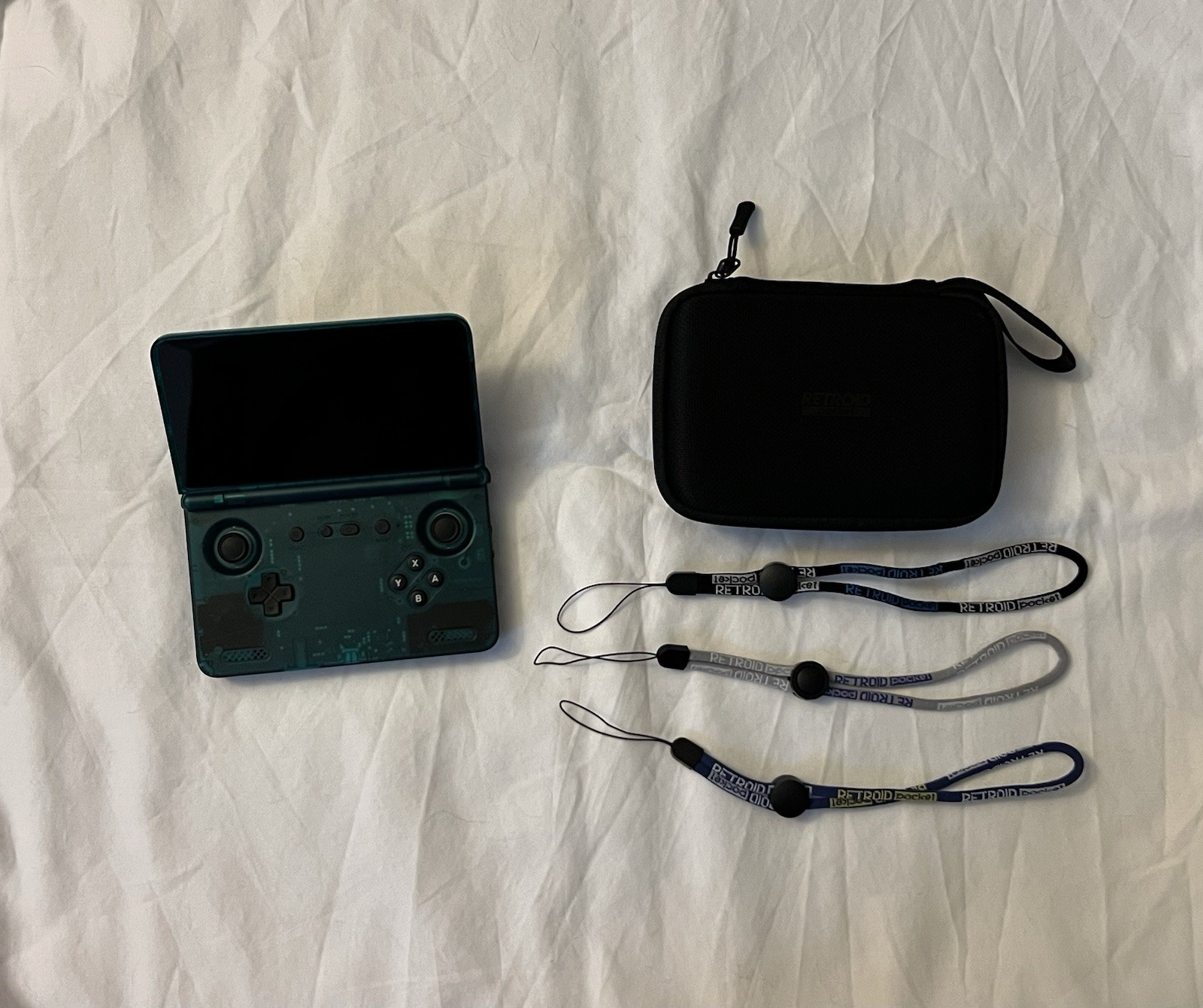 Retroid Pocket Flip 2 Ice Blue Handheld w/ Case & Lanyards Tested (SD865 Model)