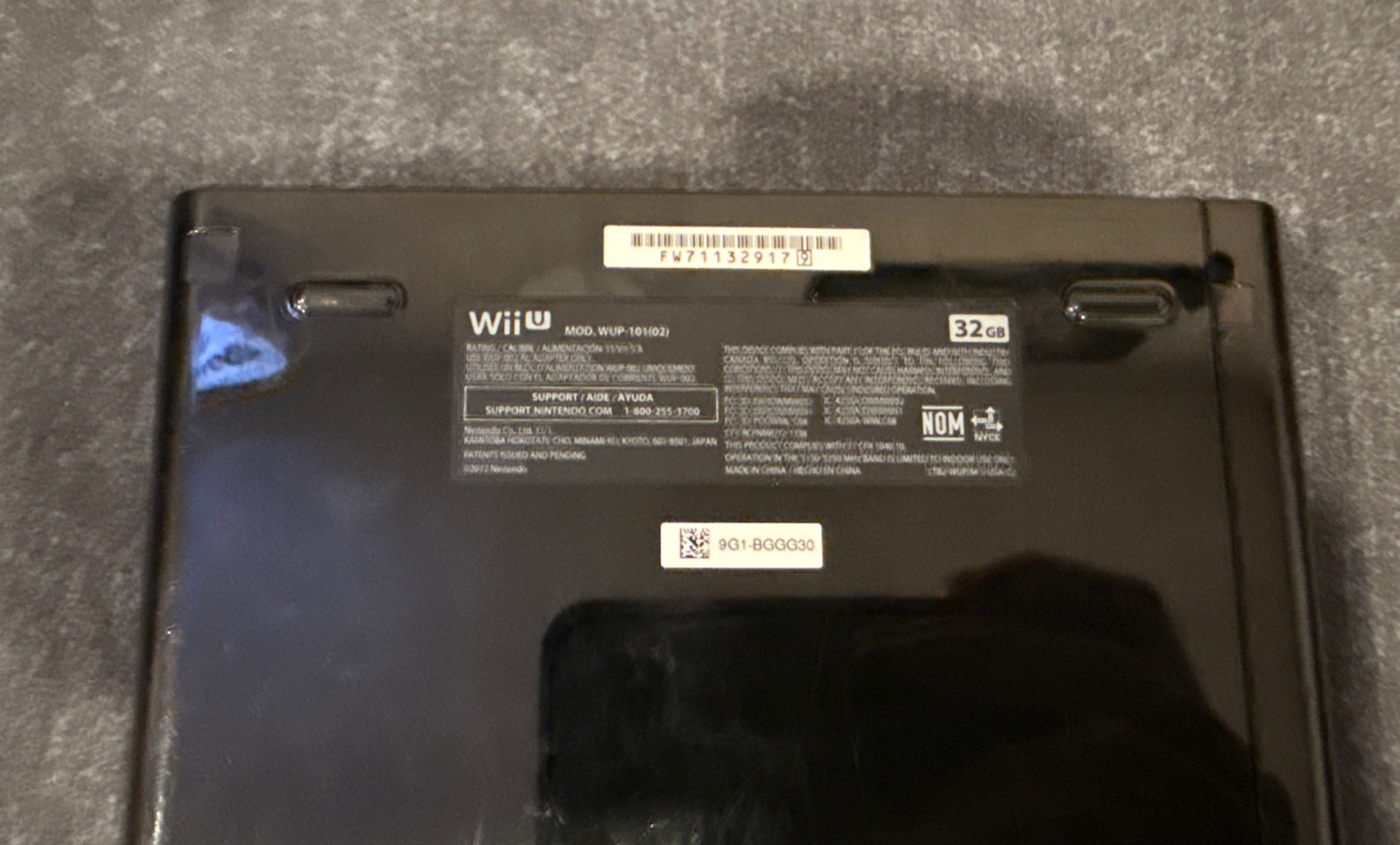 Official Nintendo Wii U Deluxe 32GB Black Console & Power Supply Only Works w AV