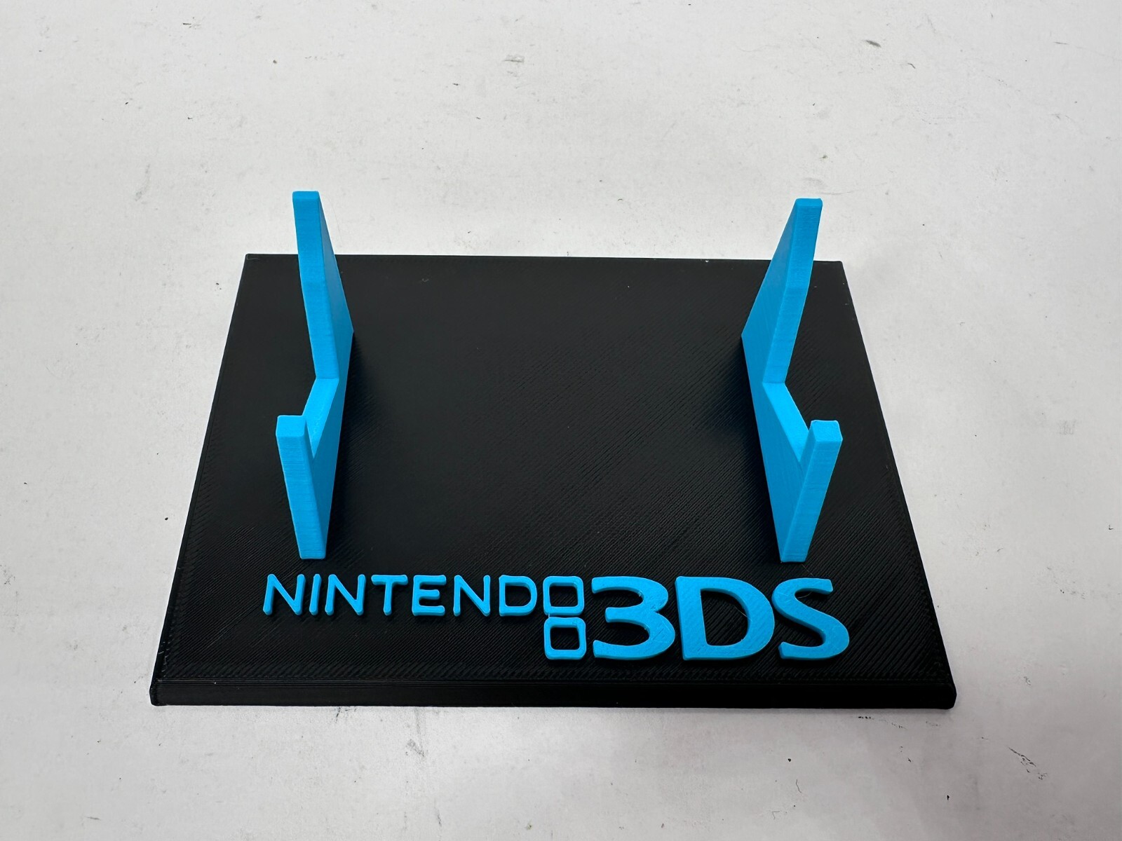 Nintendo 3DS Console Display Stand (STAND ONLY) Black/Green- Ask 4 other COLORS