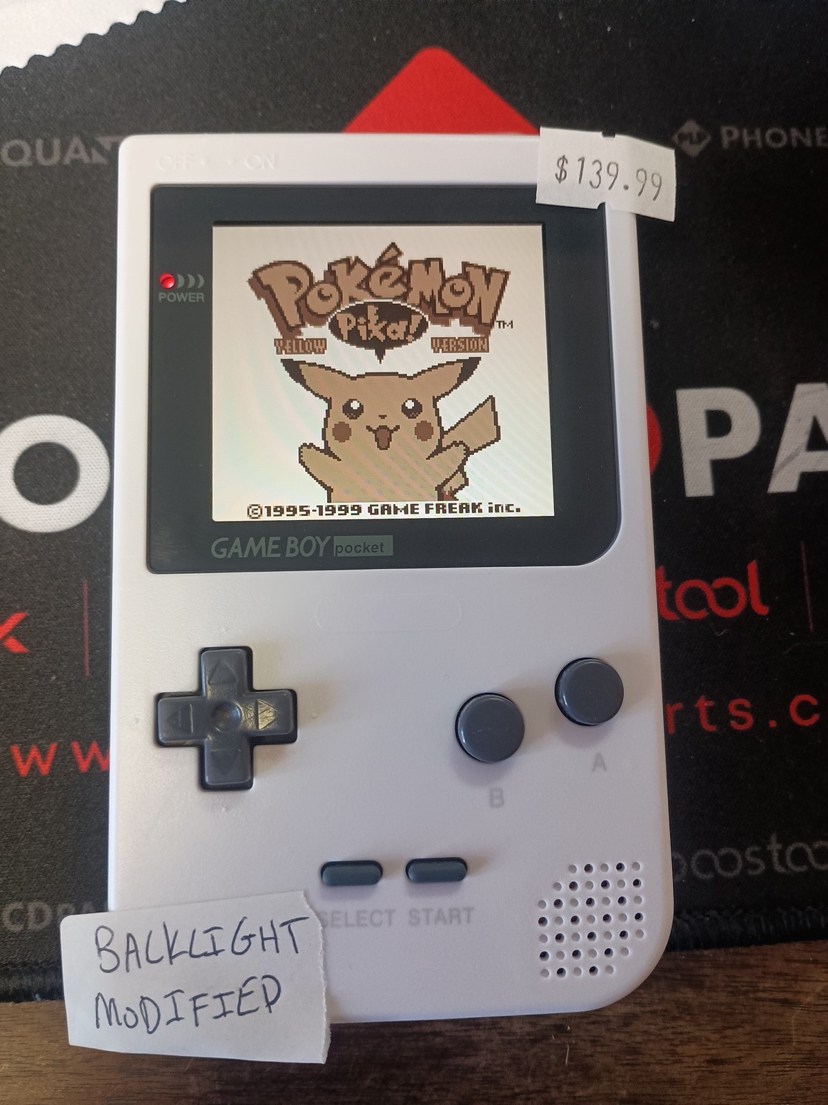 Nintendo Gameboy Pocket with FunnyPlaying Retro Pixel IPS Backlight Screen Mod