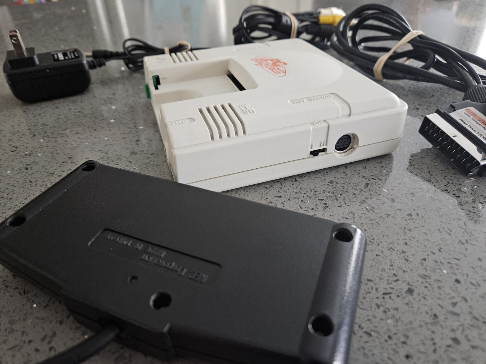 PC Engine/TurboGrafx-16 Console w RGB & Jailbar Fix, TurboDuo Pad, SCART, PSU…