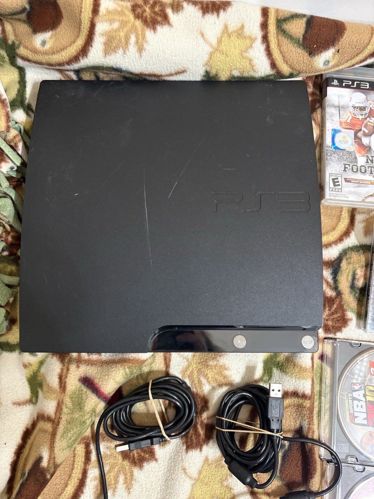 Sony PlayStation 3 Slim 120 GB Console Bundle CECH-2001A 8 Games 2 Controllers