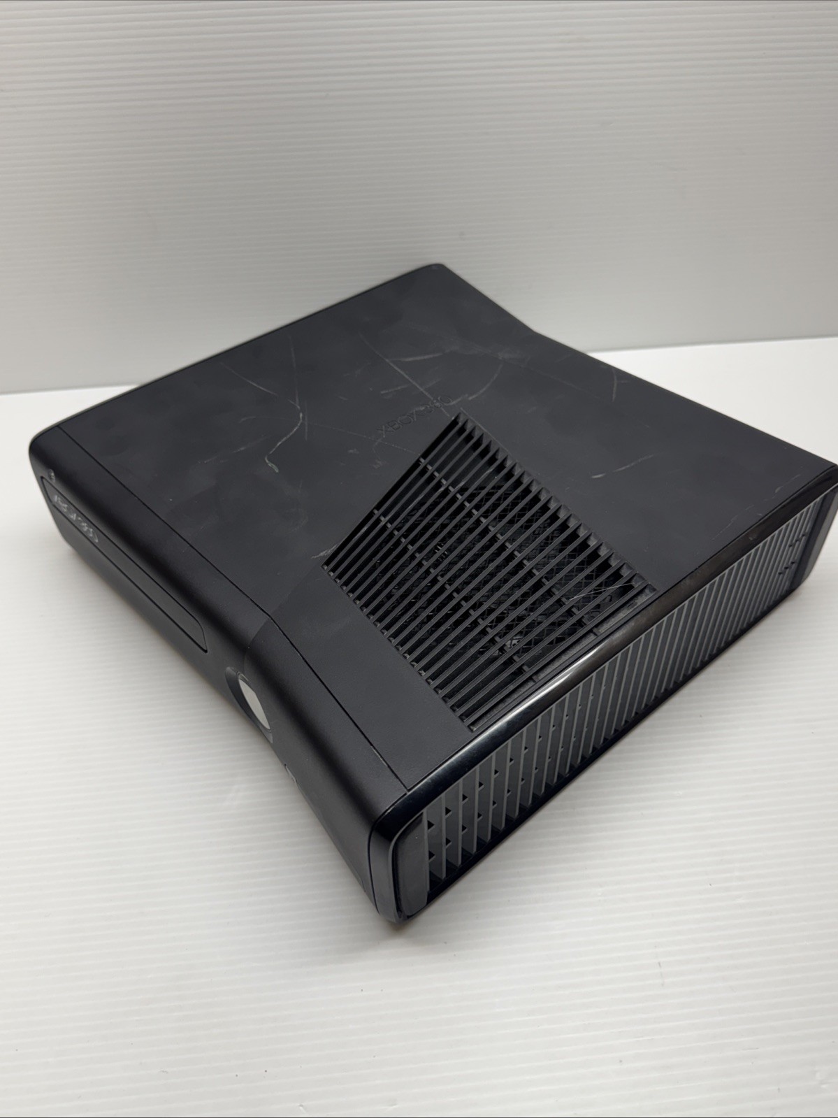 Microsoft Xbox 360 S 4GB Console Gaming System Only Matte Black 1439