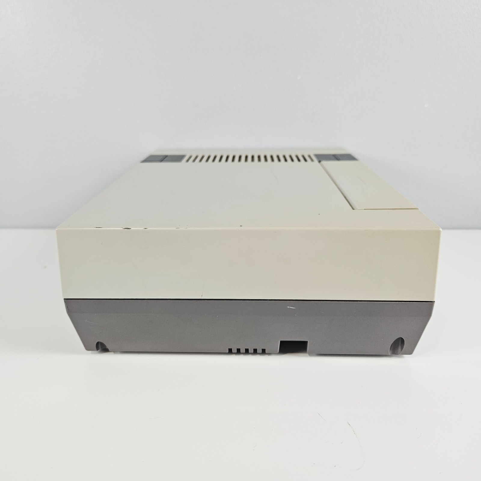Nintendo NES Console Only • NES-001 Front Loader Tested Working Yellowing Used