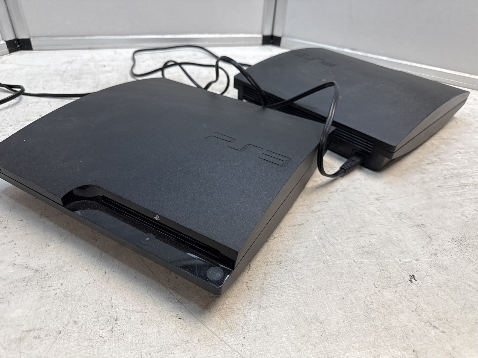 2 Sony PlayStation 3 Slim 120GB Consoles – Black FOR PARTS OR REPAIR